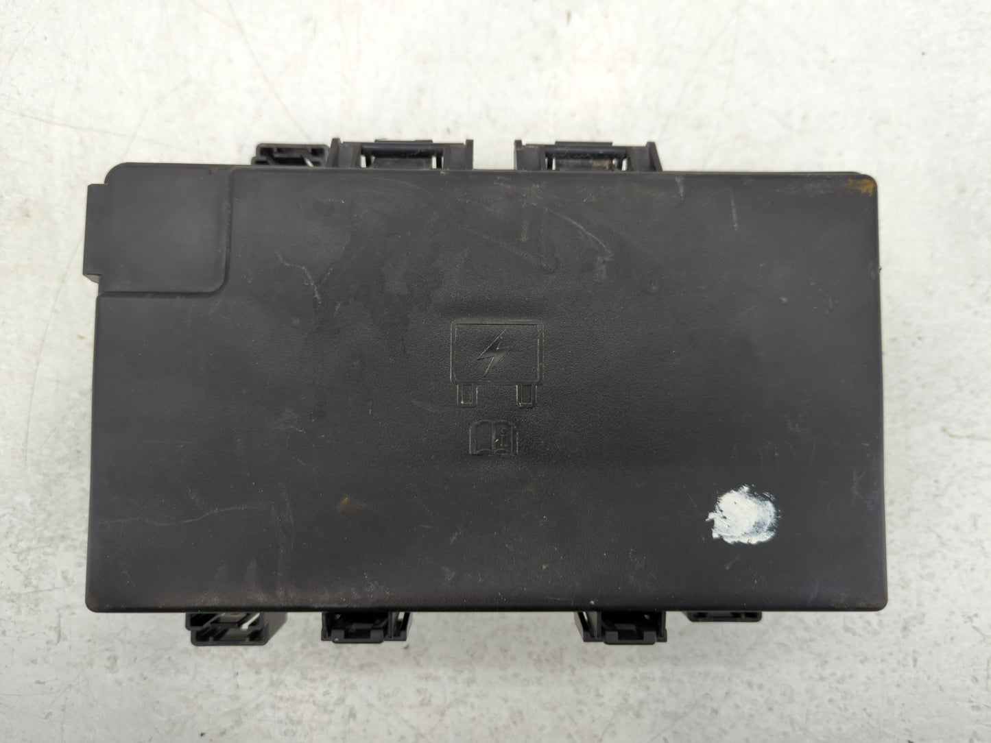 2019 Dodge Ram 1500 Fusebox Fuse Box Panel Relay Module P/N:7240-5200-30 Fits OEM Used Auto Parts - Oemusedautoparts1.com