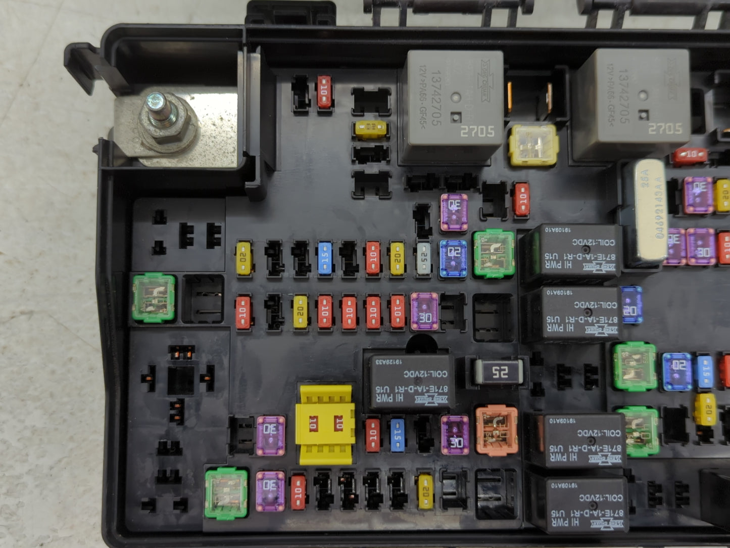 2019 Dodge Ram 1500 Fusebox Fuse Box Panel Relay Module P/N:7240-5200-30 Fits OEM Used Auto Parts - Oemusedautoparts1.com