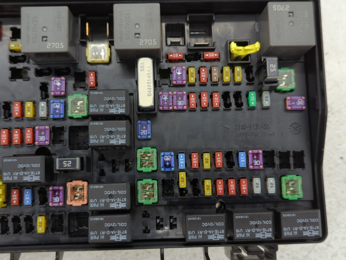 2019 Dodge Ram 1500 Fusebox Fuse Box Panel Relay Module P/N:7240-5200-30 Fits OEM Used Auto Parts - Oemusedautoparts1.com
