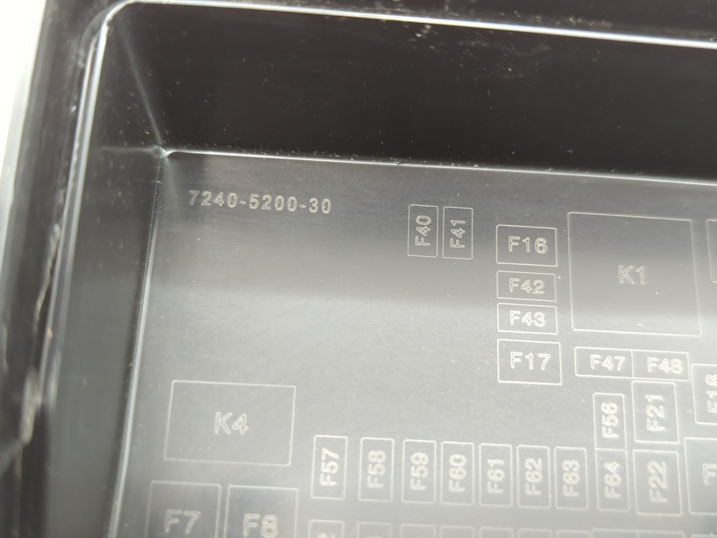 2019 Dodge Ram 1500 Fusebox Fuse Box Panel Relay Module P/N:7240-5200-30 Fits OEM Used Auto Parts - Oemusedautoparts1.com
