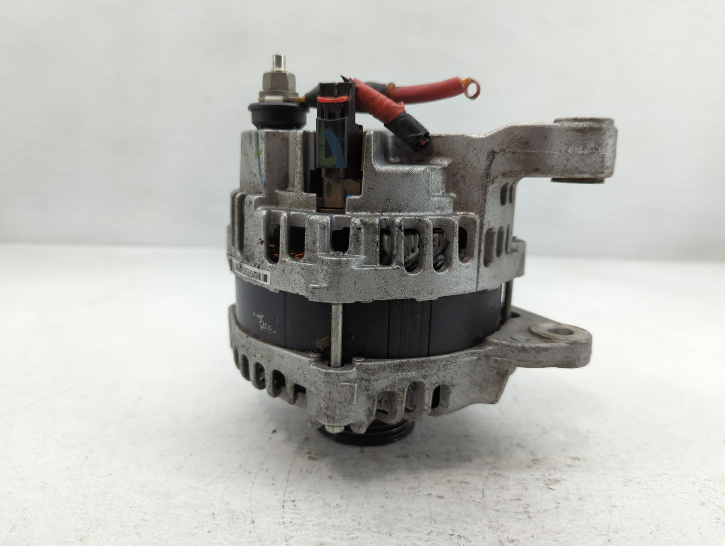 2019 Dodge Ram 1500 Alternator Replacement Generator Charging Assembly Engine OEM P/N:4801 769 AD Fits OEM Used Auto Parts -