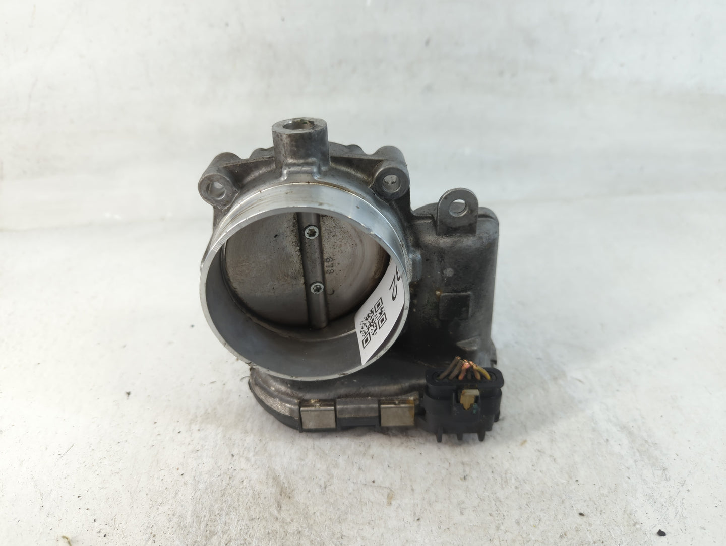 2019 Dodge Ram 1500 Throttle Body P/N:05281804AB Fits Fits 2018 2020 2021 2022 OEM Used Auto Parts - Oemusedautoparts1.com