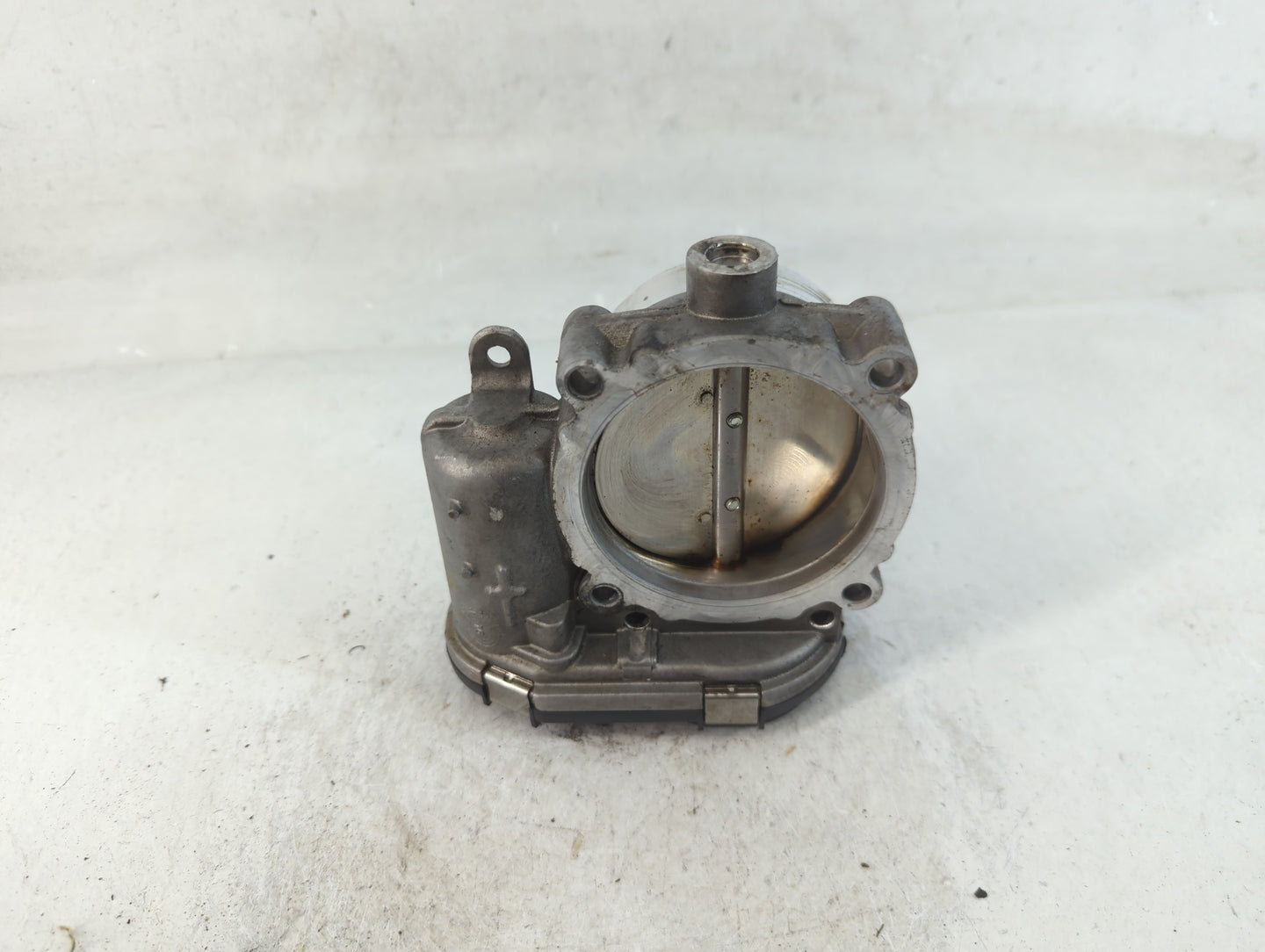 2019 Dodge Ram 1500 Throttle Body P/N:05281804AB Fits Fits 2018 2020 2021 2022 OEM Used Auto Parts - Oemusedautoparts1.com