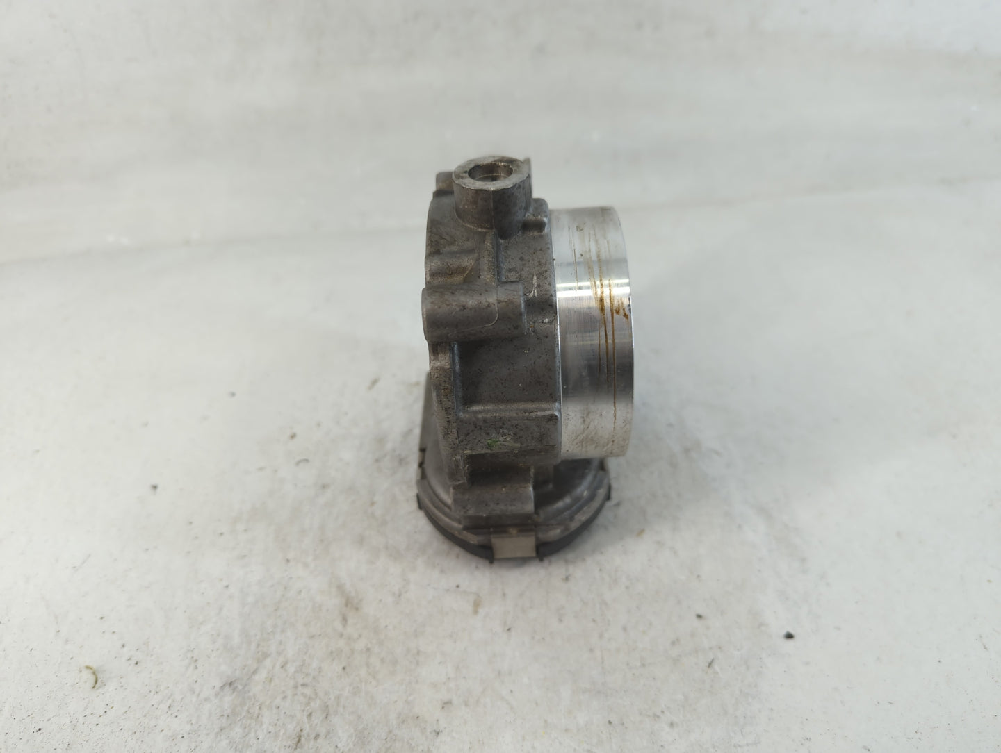 2019 Dodge Ram 1500 Throttle Body P/N:05281804AB Fits Fits 2018 2020 2021 2022 OEM Used Auto Parts - Oemusedautoparts1.com