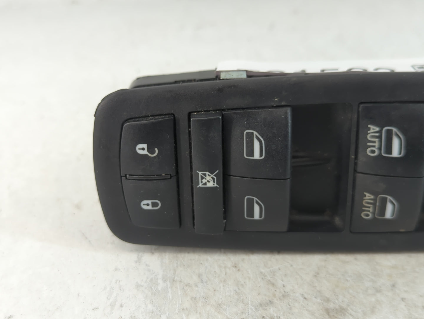 2019 Dodge Ram 1500 Master Power Window Switch Replacement Driver Side Left P/N:68262253AC Fits OEM Used Auto Parts - Oemuse