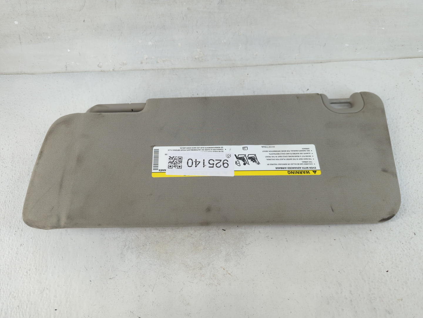2019 Dodge Ram 1500 Sun Visor Shade Replacement Passenger Right Mirror Fits OEM Used Auto Parts - Oemusedautoparts1.com