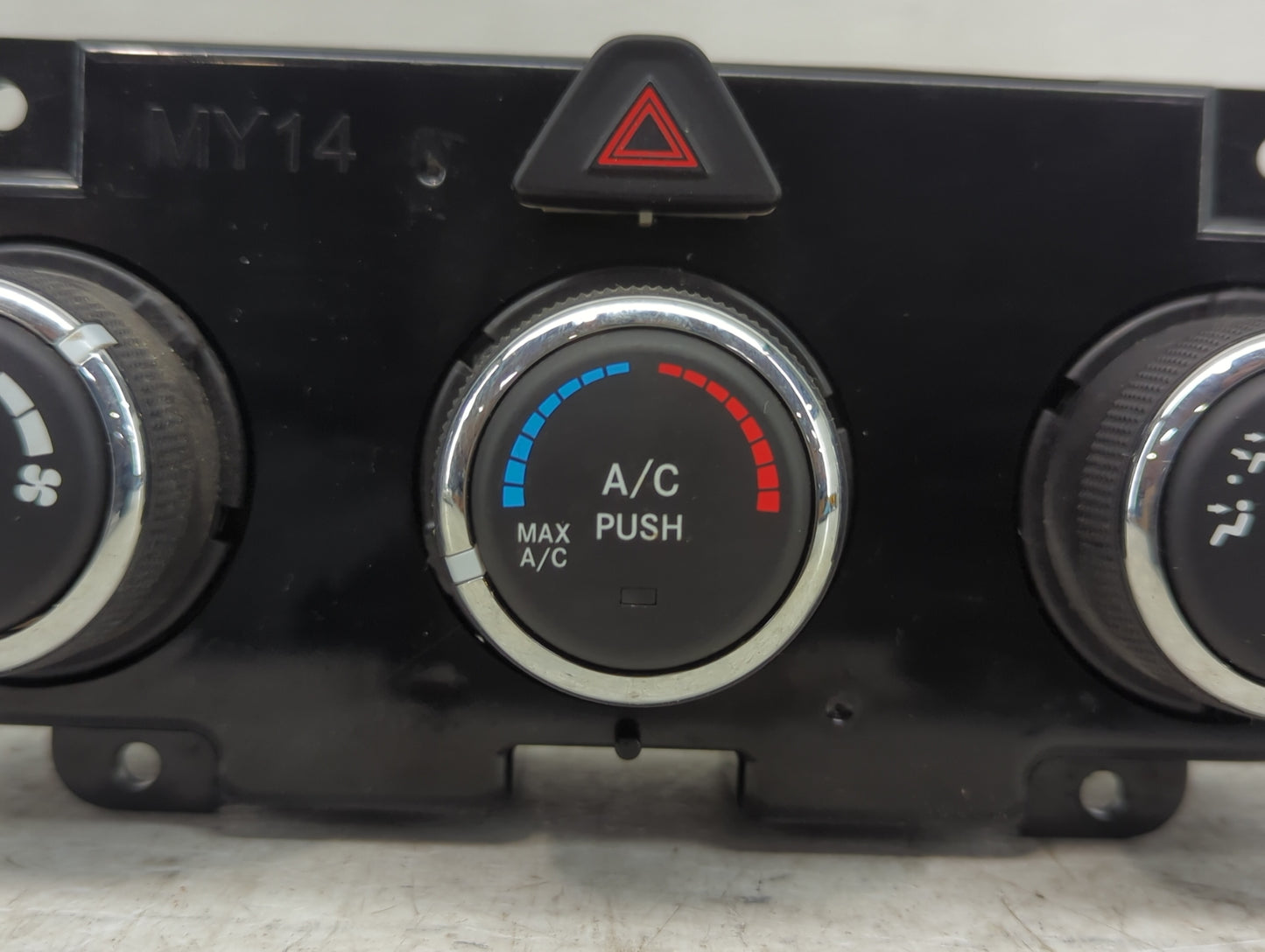 2019 Dodge Ram 1500 Classic Climate Control Module Temperature AC/Heater Replacement P/N:P68268190AA Fits OEM Used Auto Part