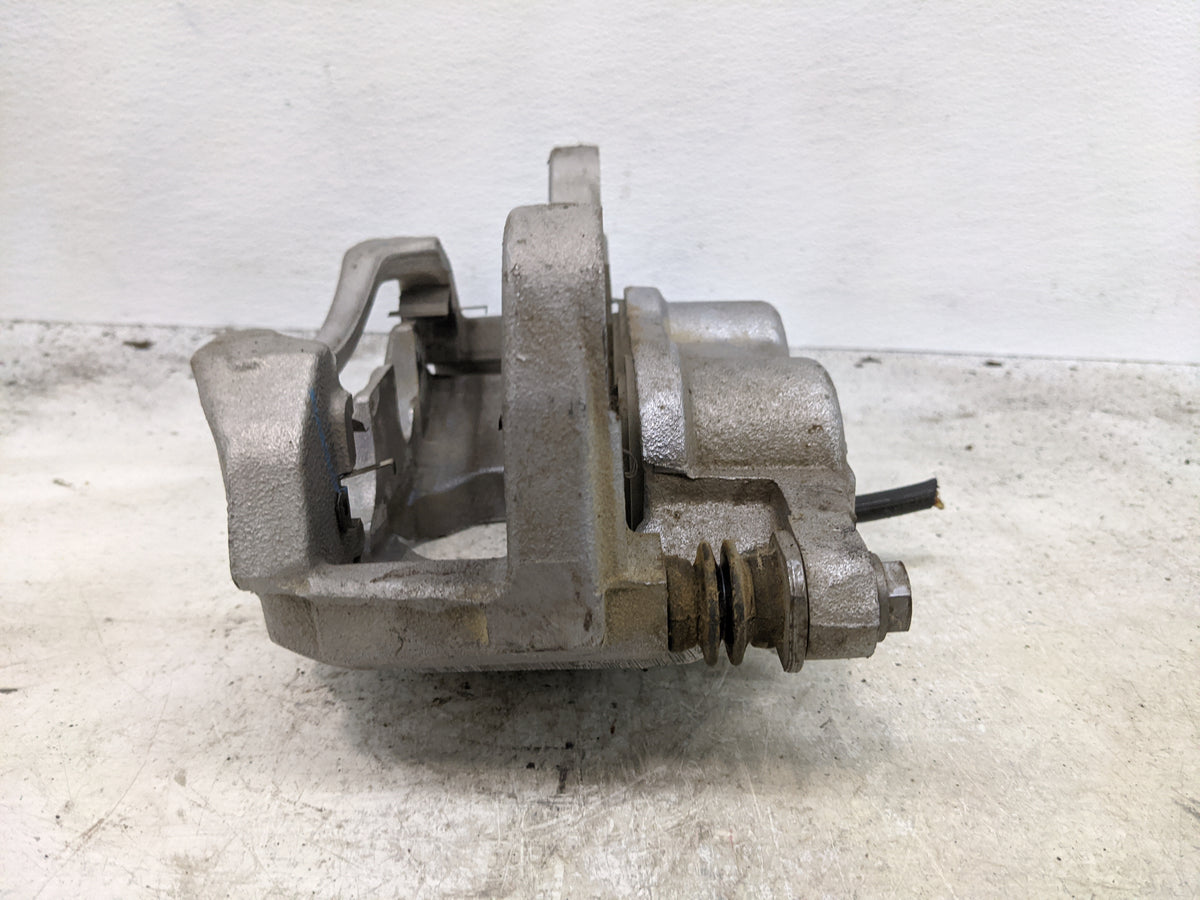 Dodge Ram 2500 Front Driver Left Brake Caliper 1511240 - Oemusedautoparts1.com