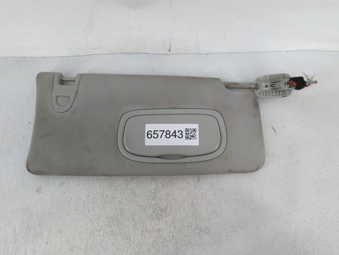 2019 Dodge Ram 2500 Sun Visor Shade Replacement Passenger Right Mirror Fits Fits 2020 2021 2022 OEM Used Auto Parts - Oemuse
