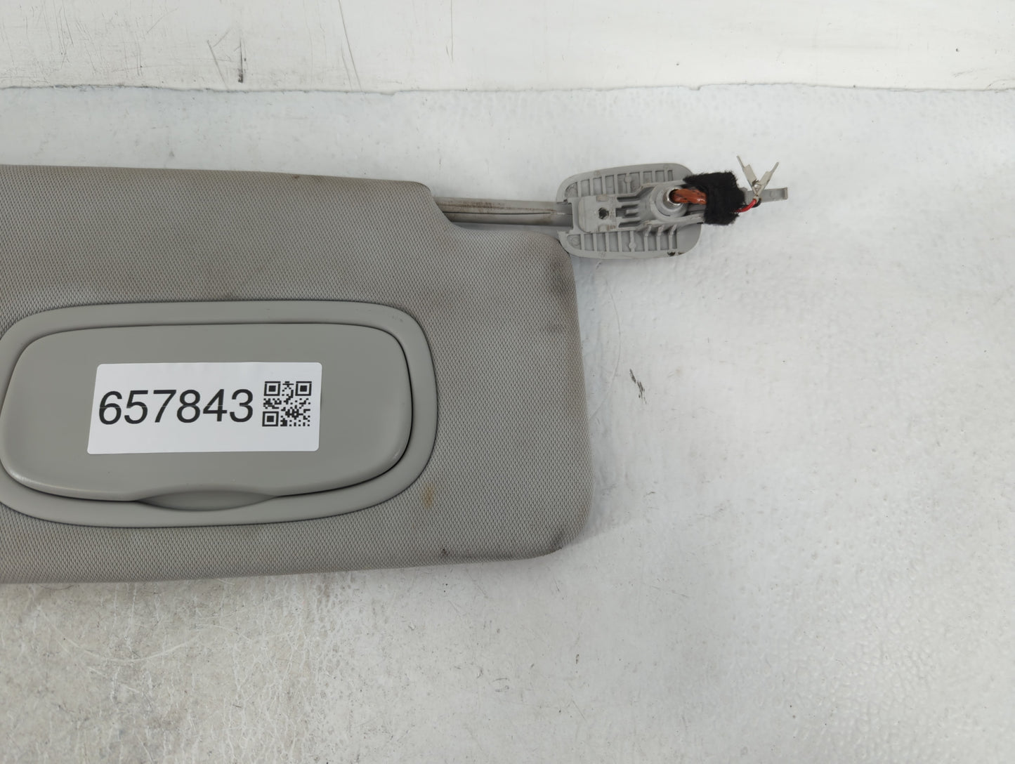 2019 Dodge Ram 2500 Sun Visor Shade Replacement Passenger Right Mirror Fits Fits 2020 2021 2022 OEM Used Auto Parts - Oemuse
