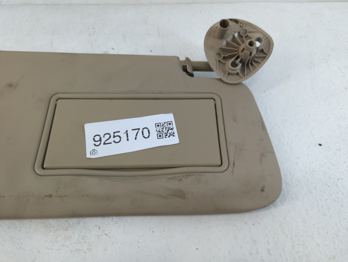 2019 Dodge Ram 2500 Sun Visor Shade Replacement Passenger Right Mirror Fits Fits 2020 2021 2022 OEM Used Auto Parts - Oemuse