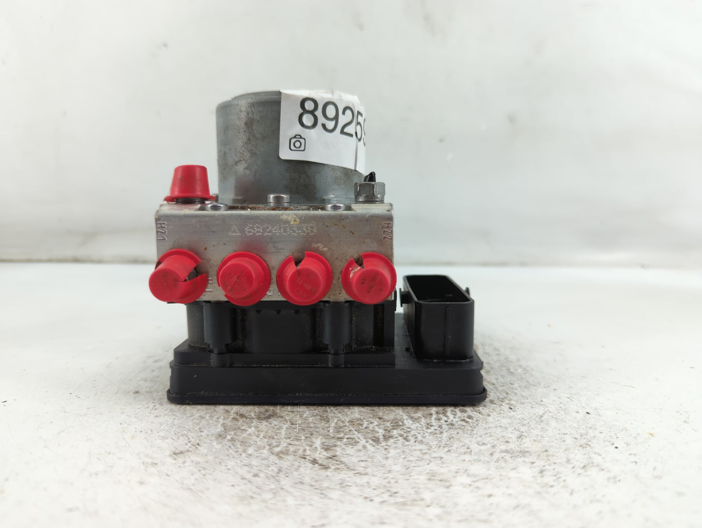 2019 Fiat 500 ABS Pump Control Module Replacement P/N:54086813C 52063663 Fits OEM Used Auto Parts - Oemusedautoparts1.com