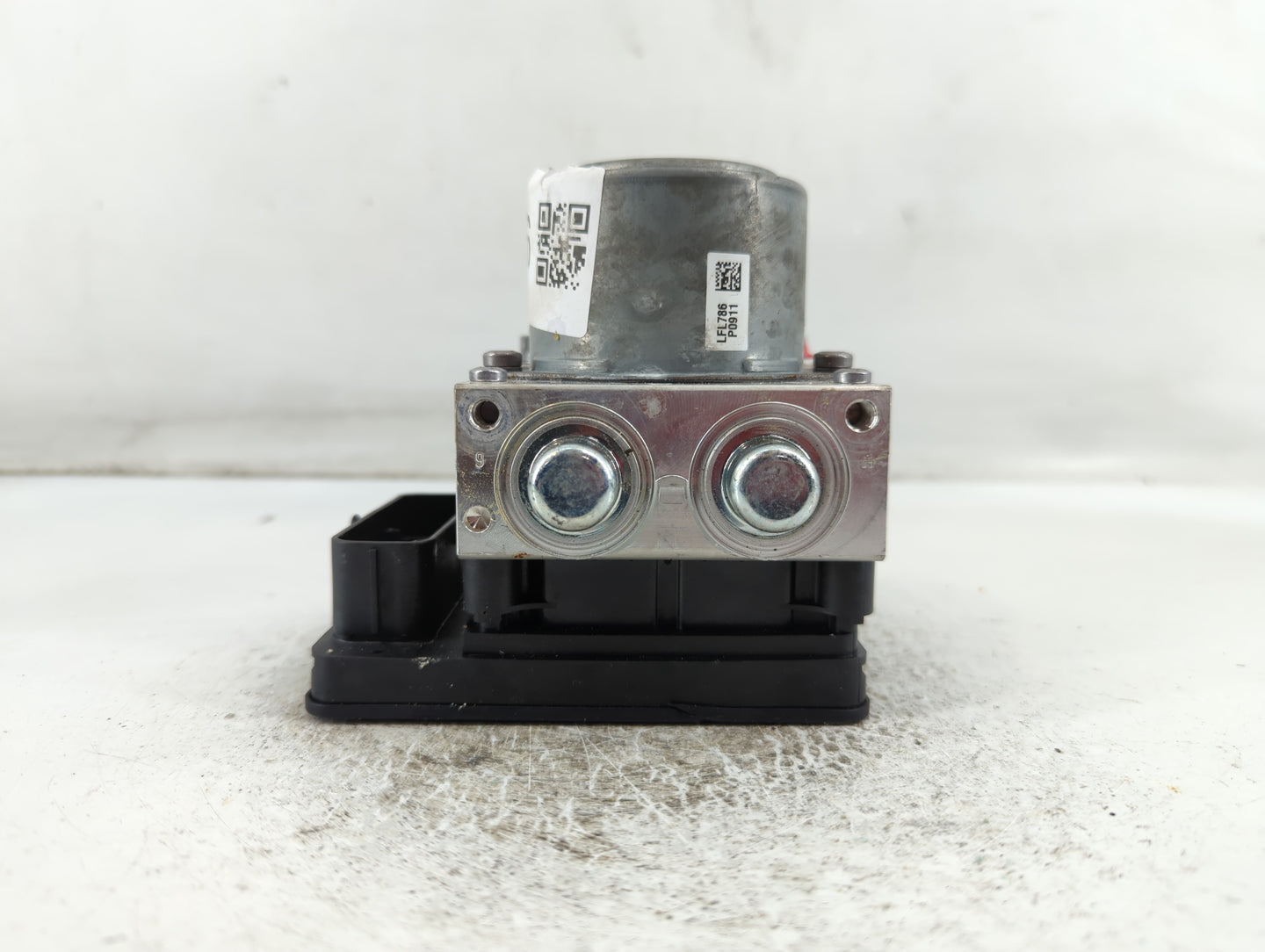 2019 Fiat 500 ABS Pump Control Module Replacement P/N:54086813C 52063663 Fits OEM Used Auto Parts - Oemusedautoparts1.com