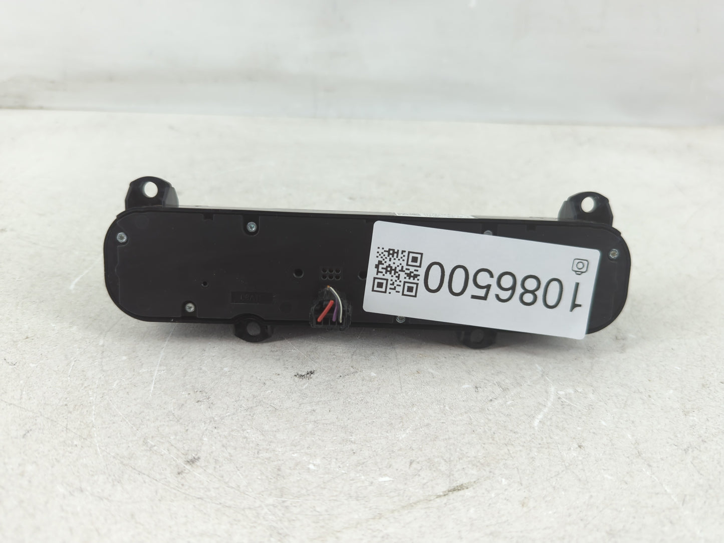 2018-2020 Ford Ecosport Radio AM FM Cd Player Receiver Replacement P/N:GN15-18K811-KE Fits Fits 2018 2019 2020 OEM Used Auto