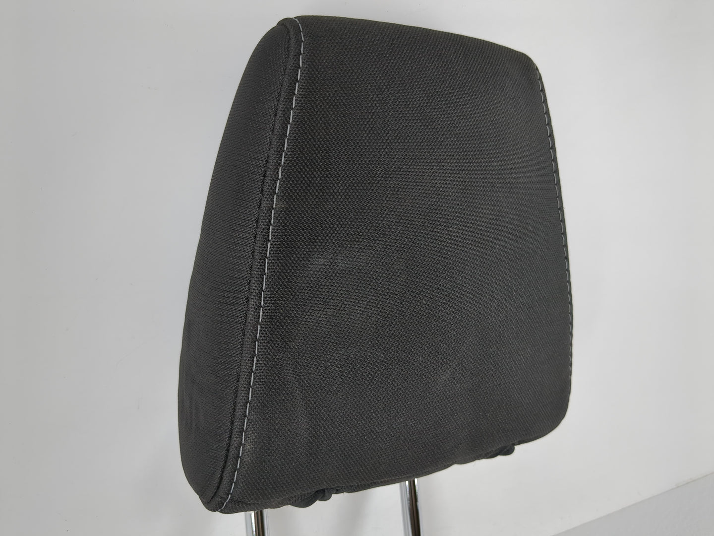 2018-2022 Ford Ecosport Headrest Head Rest Front Driver Passenger Seat Fits Fits 2018 2019 2020 2021 2022 OEM Used Auto Part