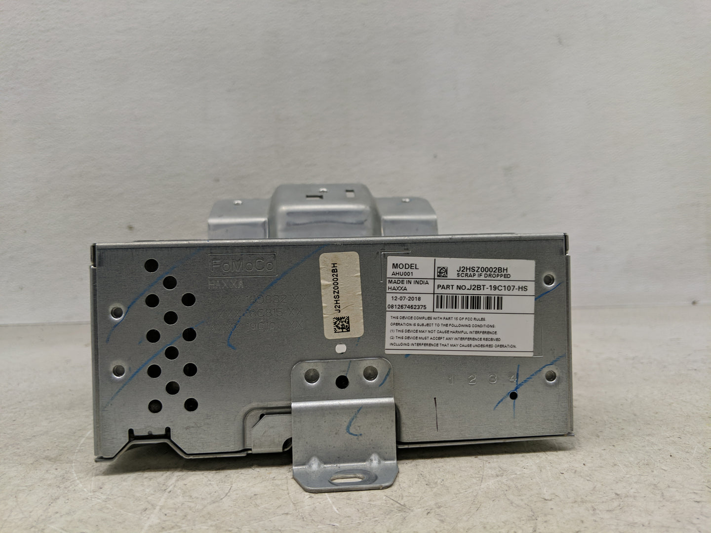 2018-2019 Ford Ecosport Radio AM FM Cd Player Receiver Replacement P/N:J2BT-19C107-HS Fits Fits 2018 2019 OEM Used Auto Part