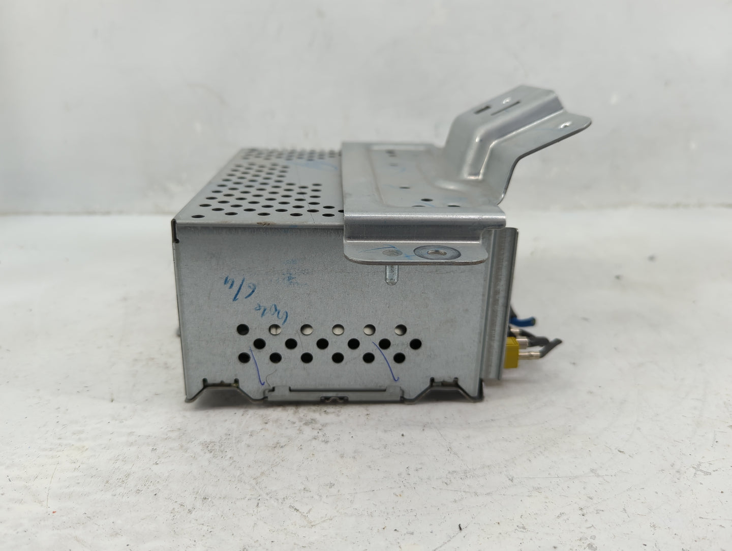 2018-2020 Ford Ecosport Radio AM FM Cd Player Receiver Replacement P/N:J2BT-19C107-ZS Fits Fits 2018 2019 2020 OEM Used Auto