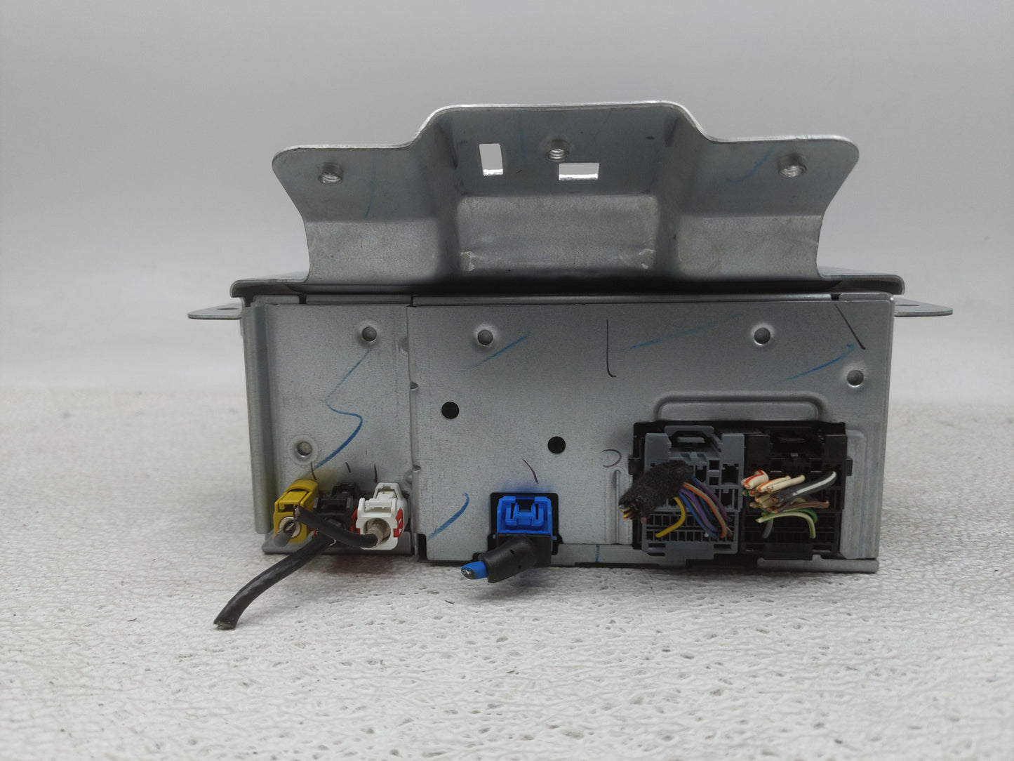 2018-2019 Ford Ecosport Radio AM FM Cd Player Receiver Replacement P/N:J2BT-19C107-ZS Fits Fits 2018 2019 OEM Used Auto Part