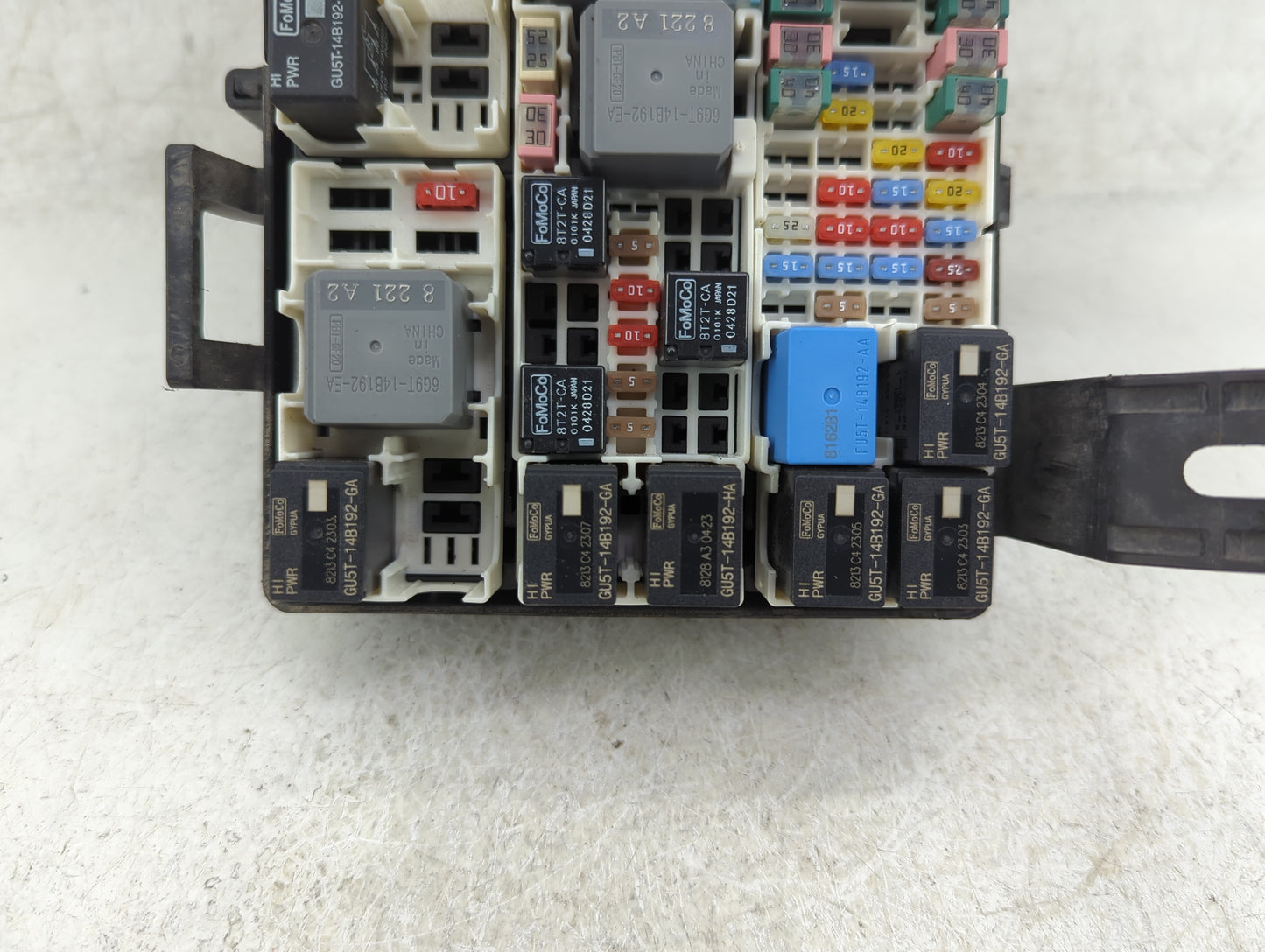 2018-2020 Ford Ecosport Fusebox Fuse Box Panel Relay Module P/N:GN15-12A581-CHG Fits Fits 2018 2019 2020 OEM Used Auto Parts