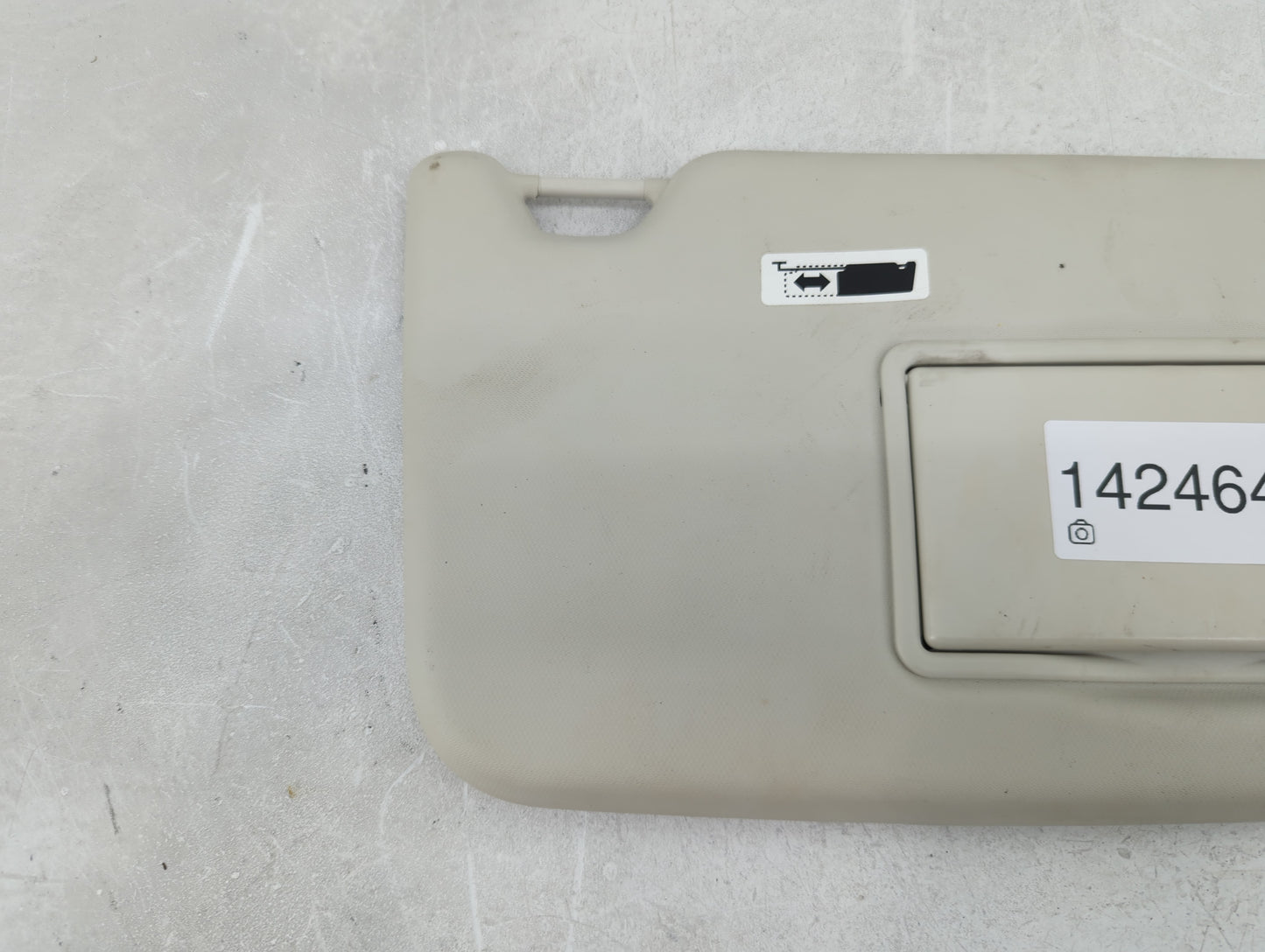 2018-2019 Ford Ecosport Sun Visor Shade Replacement Passenger Right Mirror Fits Fits 2018 2019 OEM Used Auto Parts - Oemused