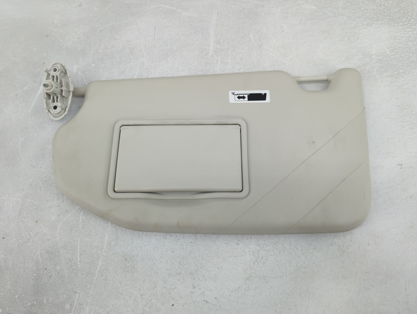 2018-2020 Ford Ecosport Sun Visor Shade Replacement Passenger Right Mirror Fits Fits 2018 2019 2020 OEM Used Auto Parts - Oe