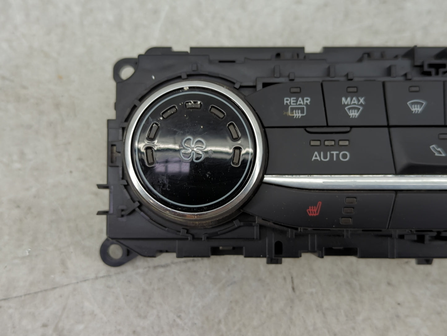 2018-2020 Ford Ecosport Climate Control Module Temperature AC/Heater Replacement P/N:GN15-18C612-CH Fits Fits 2018 2019 2020