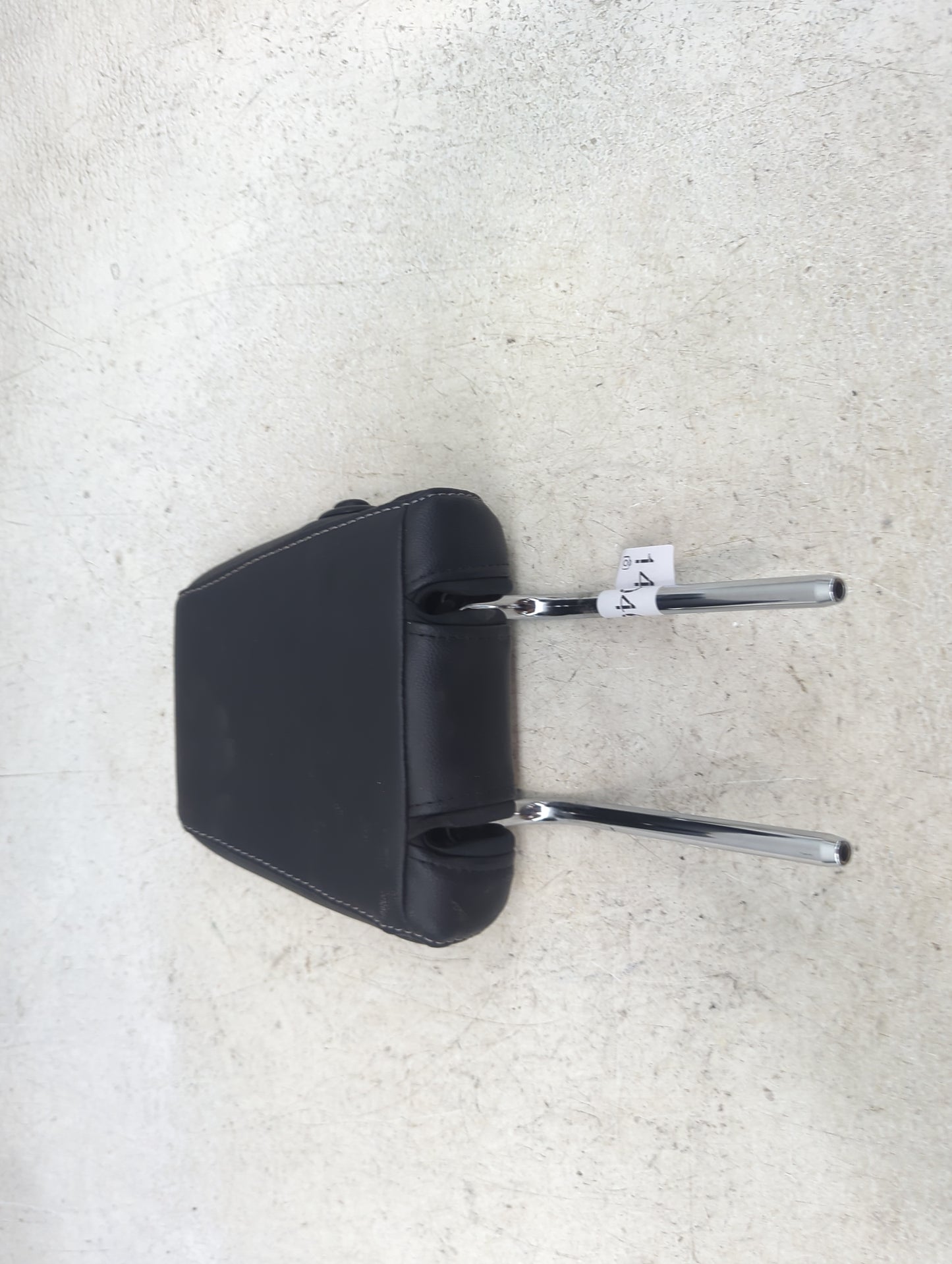 2018-2022 Ford Ecosport Headrest Head Rest Front Driver Seat Black 1470466 - Oemusedautoparts1.com