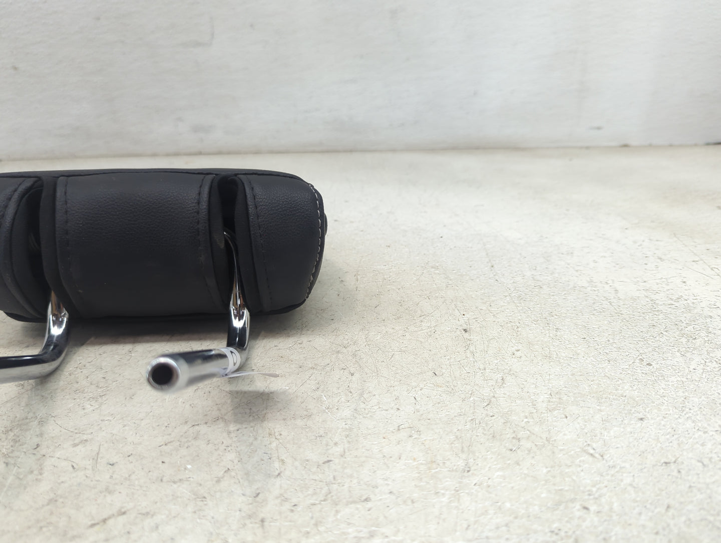 2018-2022 Ford Ecosport Headrest Head Rest Front Driver Seat Black 1470466 - Oemusedautoparts1.com