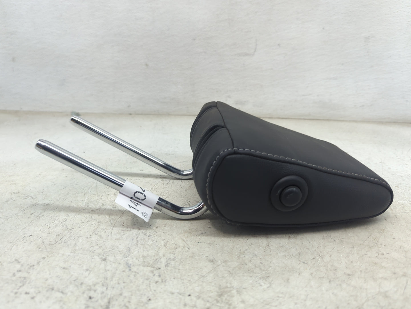 2018-2022 Ford Ecosport Headrest Head Rest Front Driver Seat Black 1470466 - Oemusedautoparts1.com