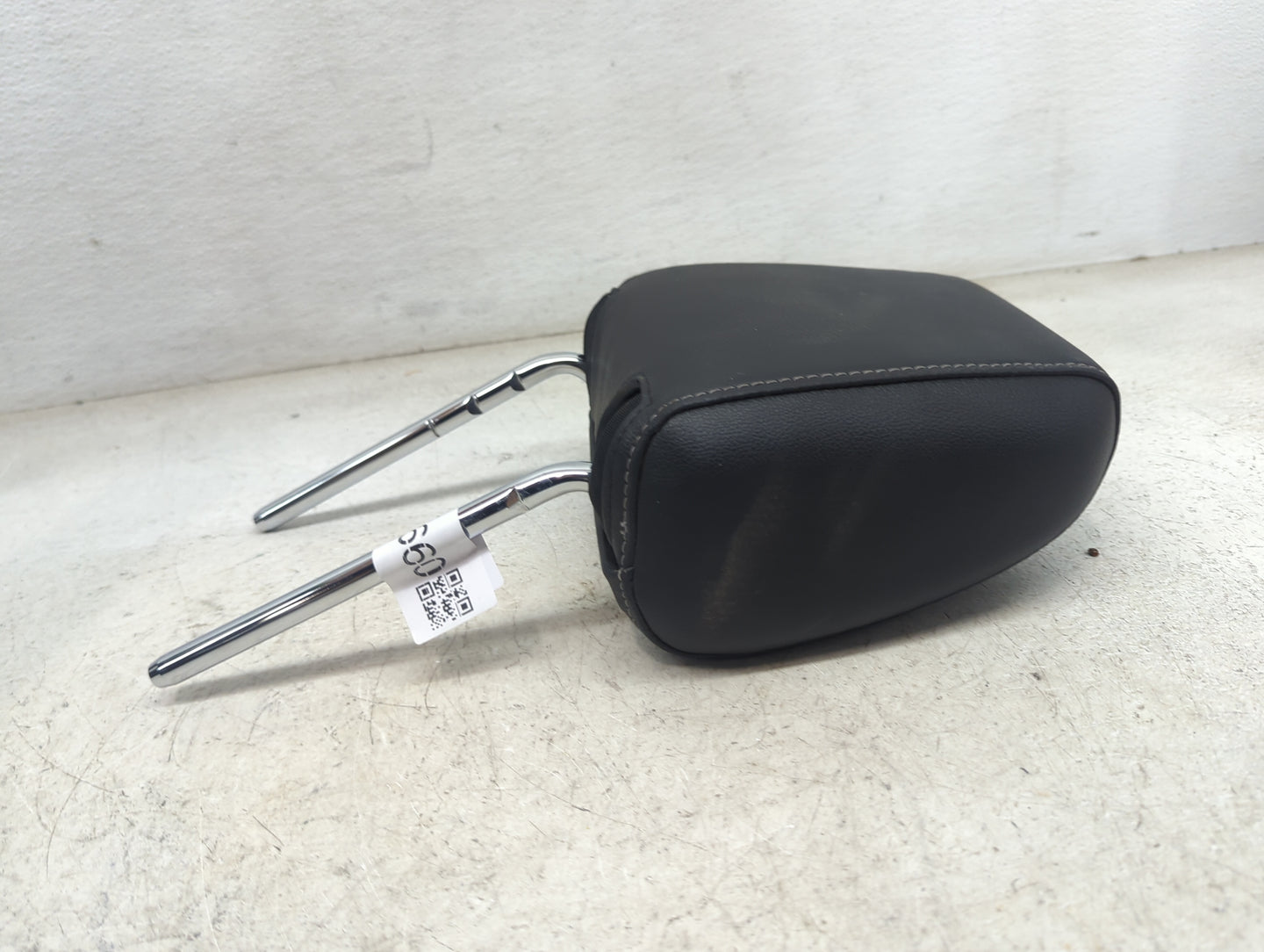 2018-2022 Ford Ecosport Headrest Head Rest Front Driver Passenger Seat Fits Fits 2018 2019 2020 2021 2022 OEM Used Auto Part