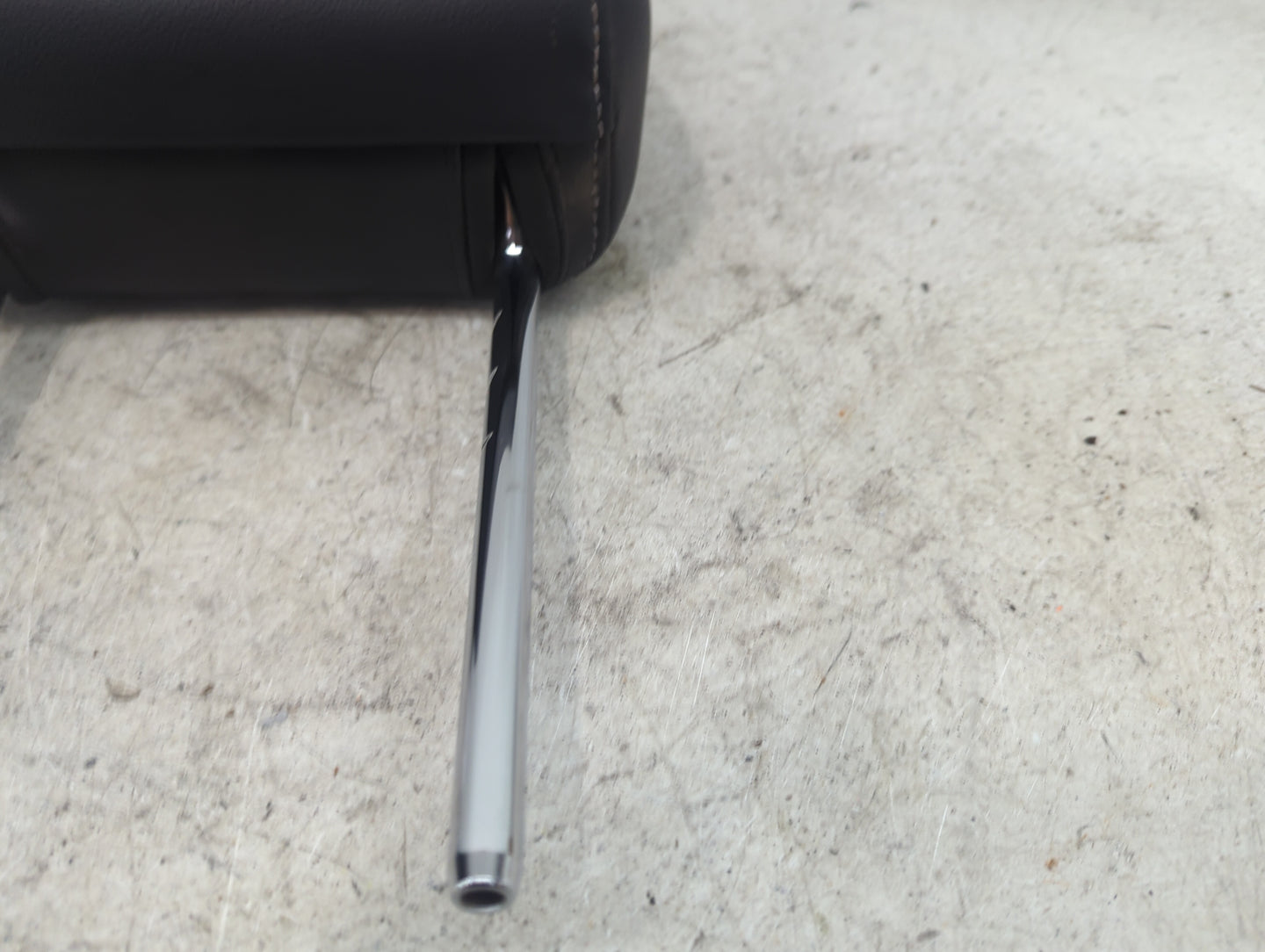 2018-2022 Ford Ecosport Headrest Head Rest Front Driver Passenger Seat Fits Fits 2018 2019 2020 2021 2022 OEM Used Auto Part