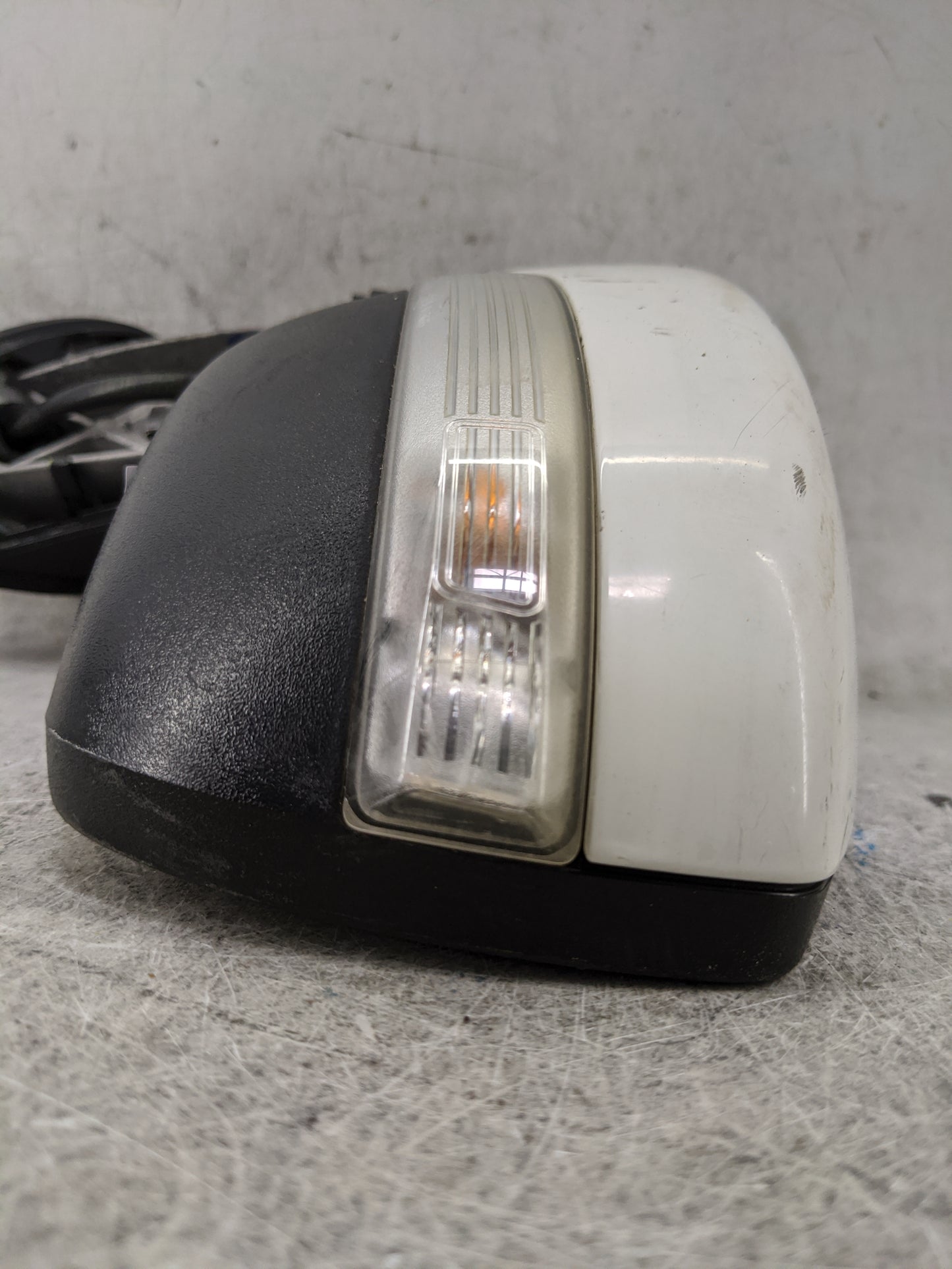2018-2022 Ford Ecosport Driver Side View Mirror - Left Door Mirror OEM Used - Oemusedautoparts1.com