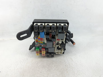 2018-2020 Ford Ecosport Fusebox Fuse Box Panel Relay Module P/N:GN15-12A581-LZG Fits Fits 2018 2019 2020 OEM Used Auto Parts