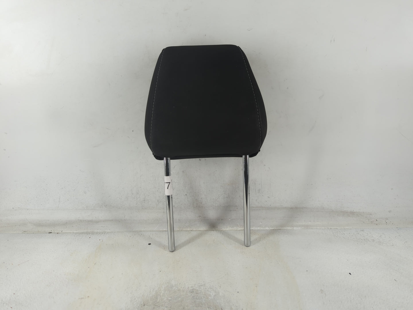 2018-2022 Ford Ecosport Headrest Head Rest Front Driver Passenger Seat Fits Fits 2018 2019 2020 2021 2022 OEM Used Auto Part