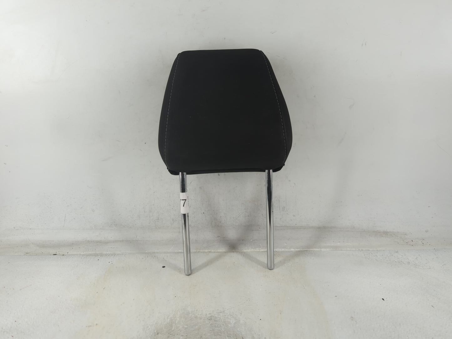 2018-2022 Ford Ecosport Headrest Head Rest Front Driver Passenger Seat Fits Fits 2018 2019 2020 2021 2022 OEM Used Auto Part