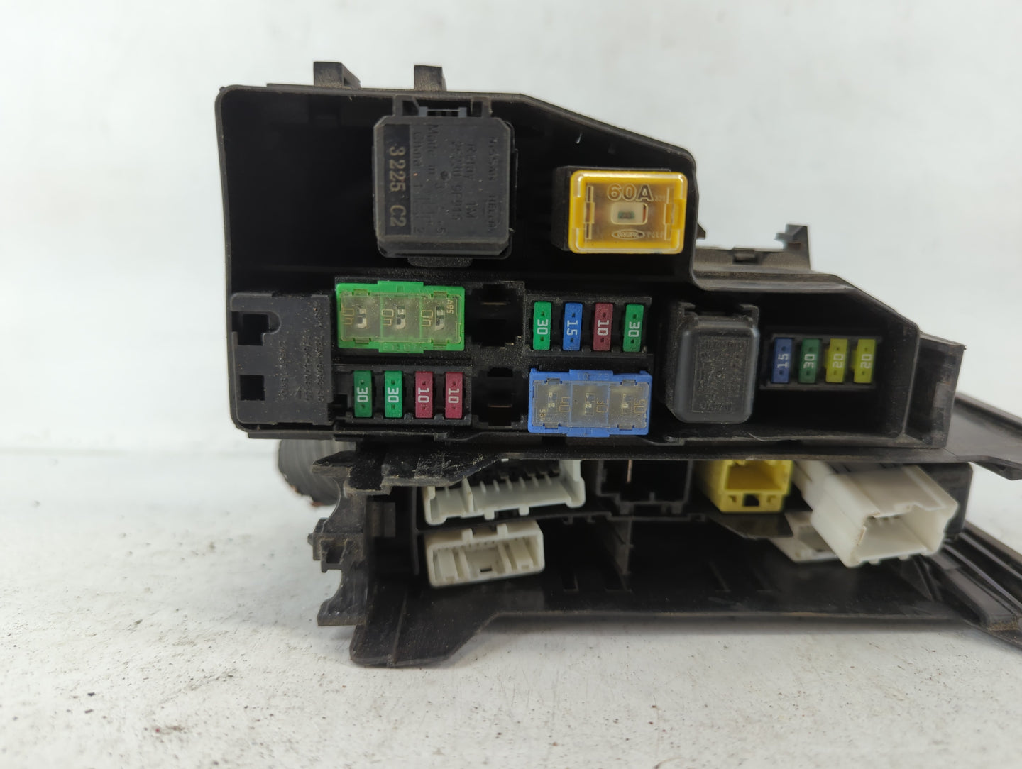 2018-2020 Ford Ecosport Fusebox Fuse Box Panel Relay Module P/N:7254-5763-30 Fits Fits 2018 2019 2020 OEM Used Auto Parts - 