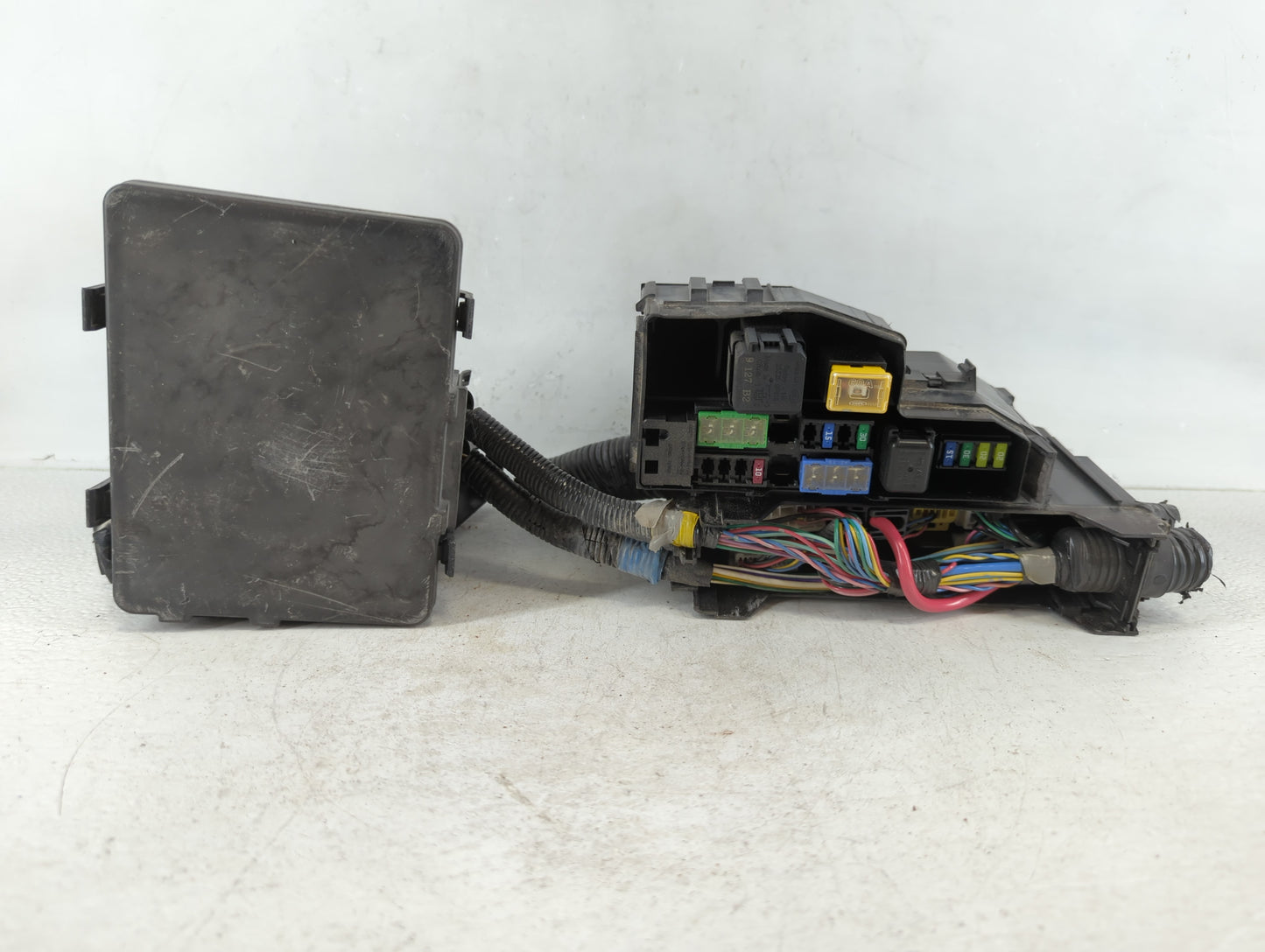 2018-2020 Ford Ecosport Fusebox Fuse Box Panel Relay Module P/N:7154-5763-30 7254-5763-30 Fits Fits 2018 2019 2020 OEM Used 