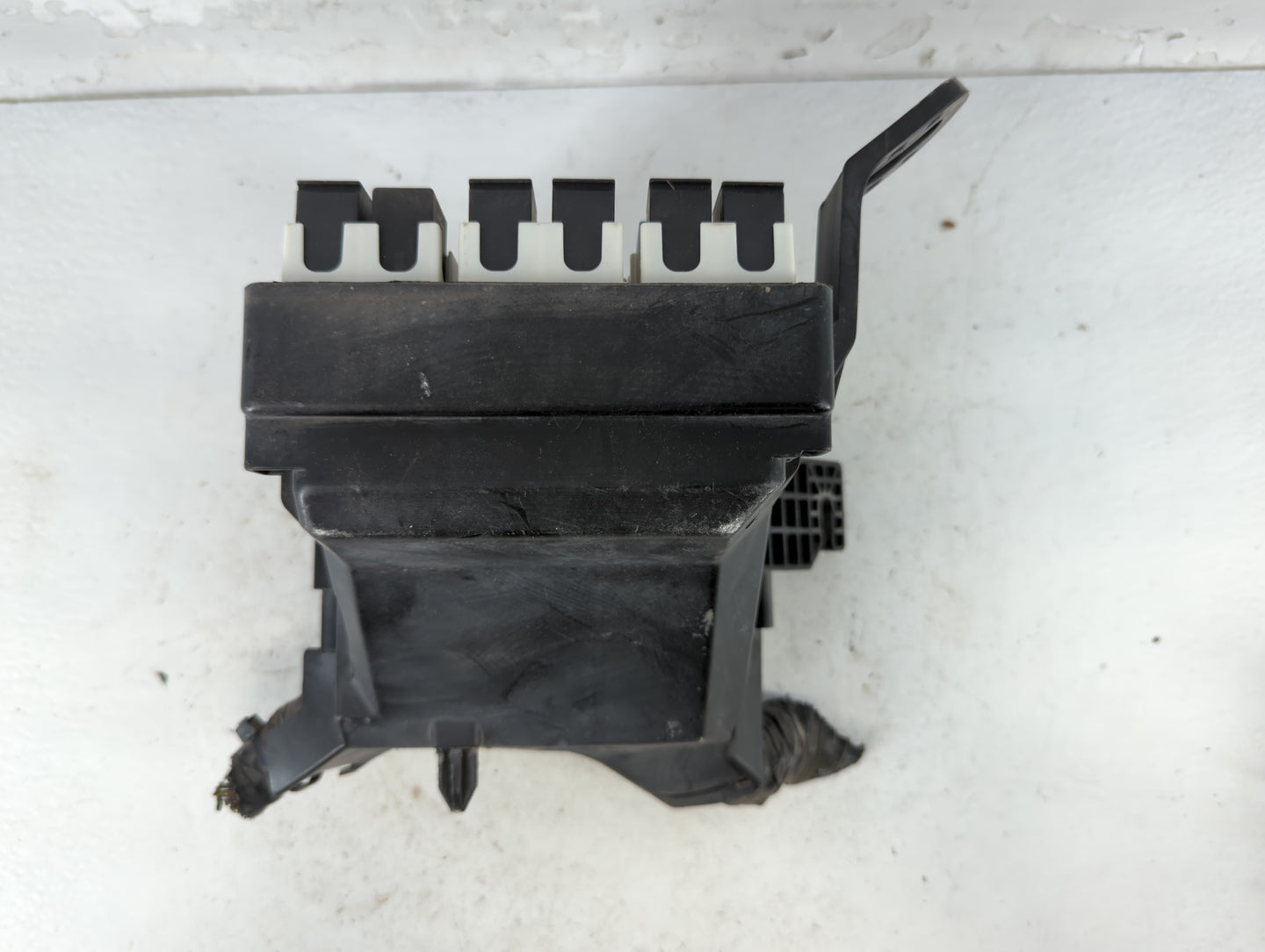 2018-2020 Ford Ecosport Fusebox Fuse Box Panel Relay Module Fits Fits 2018 2019 2020 OEM Used Auto Parts - Oemusedautoparts1