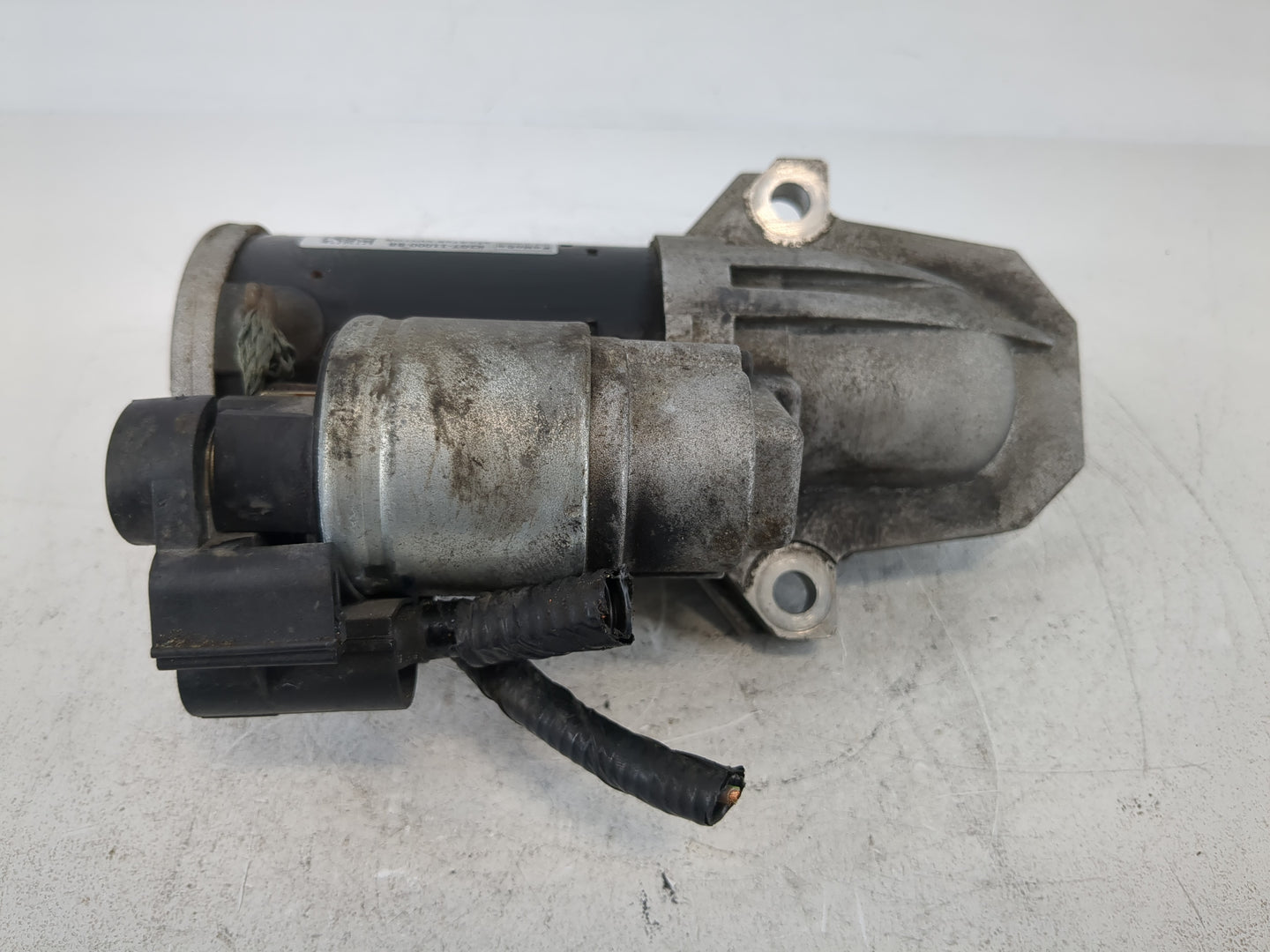 2019-2020 Ford Edge Car Starter Motor Solenoid OEM P/N:K2GT-11000-BB Fits Fits 2019 2020 2021 2022 OEM Used Auto Parts - Oem