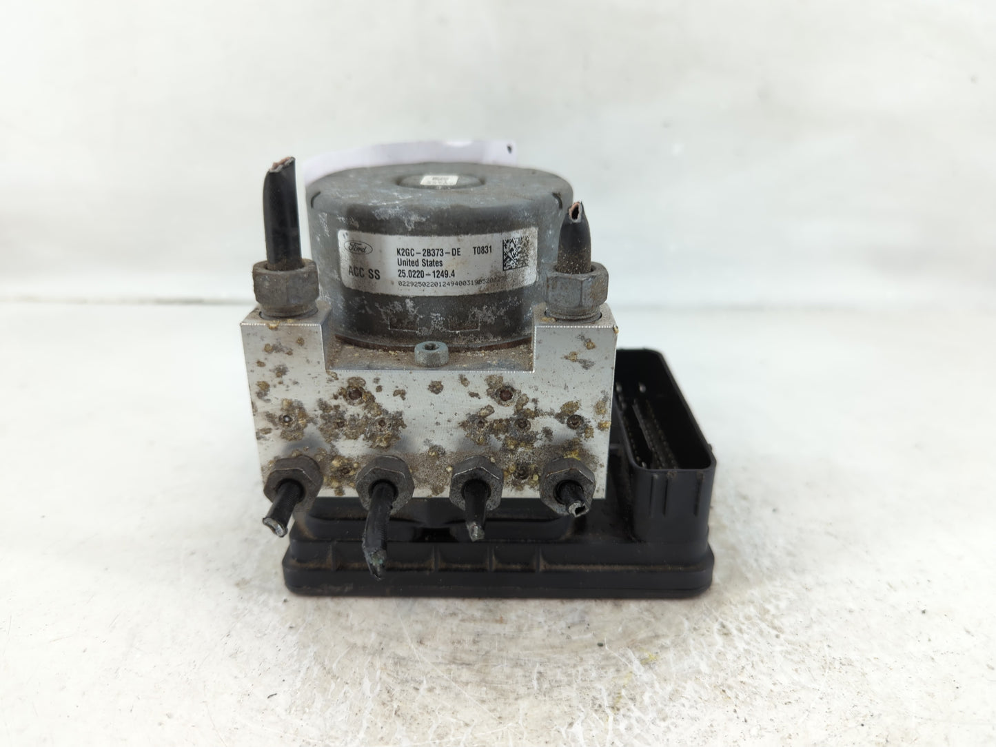 2019-2020 Ford Edge ABS Pump Control Module Replacement P/N:K2GC-2B373-DE Fits Fits 2019 2020 OEM Used Auto Parts - Oemuseda
