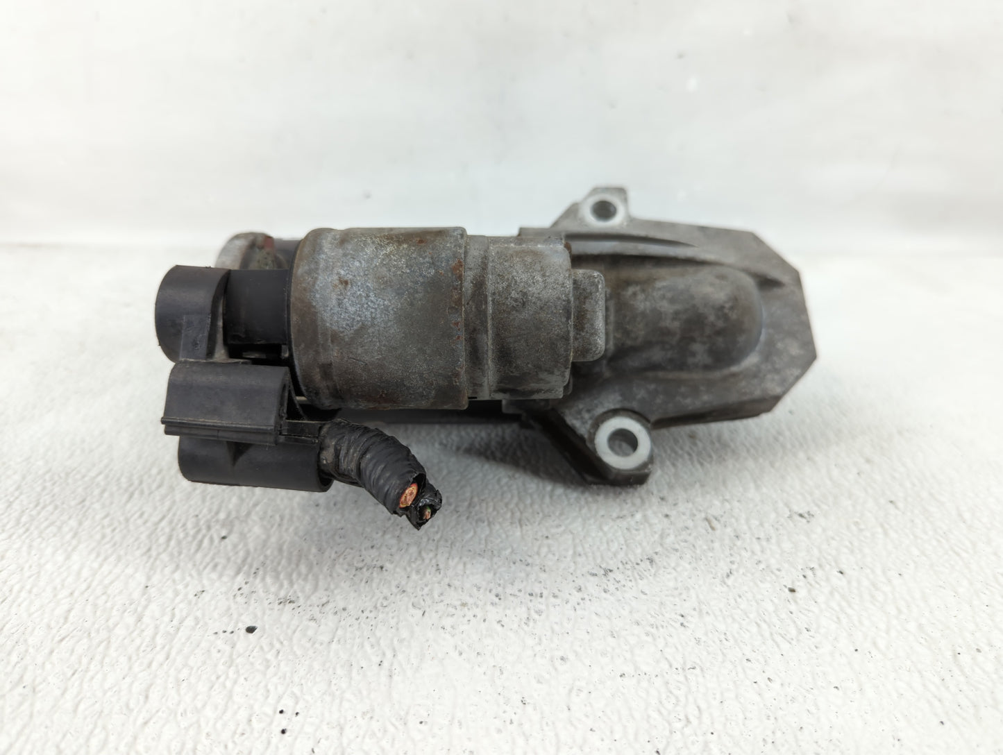 2019-2020 Ford Edge Car Starter Motor Solenoid OEM P/N:K2GT-11000-BB Fits Fits 2019 2020 2021 2022 OEM Used Auto Parts - Oem