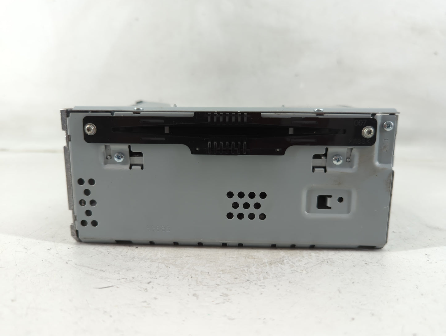 2019 Ford Edge Radio AM FM Cd Player Receiver Replacement Fits OEM Used Auto Parts - Oemusedautoparts1.com