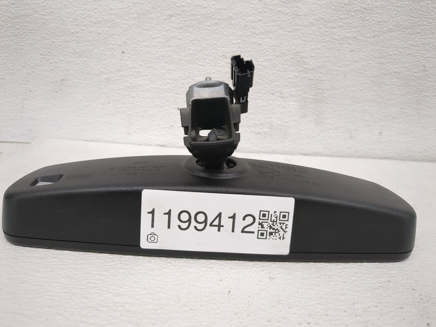 2019-2020 Ford Edge Interior Rear View Mirror Replacement OEM P/N:E11026532 E11046532 Fits Fits 2019 2020 OEM Used Auto Part