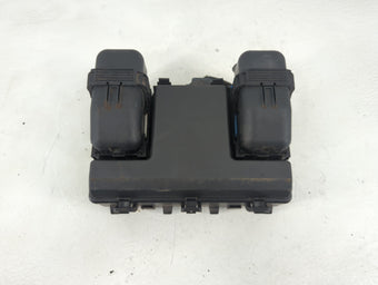 compare product 2019-2020 Ford Edge Fusebox Fuse Box Panel Relay Module P/N:G2GT-14A075AA Fits Fits 2019 2020 OEM Used Auto Parts