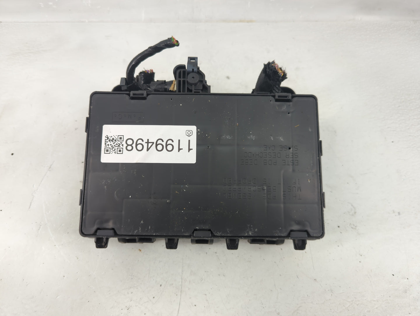 2019-2020 Ford Edge Fusebox Fuse Box Panel Relay Module P/N:G2GT-14A075AA Fits Fits 2019 2020 OEM Used Auto Parts - Oemuseda