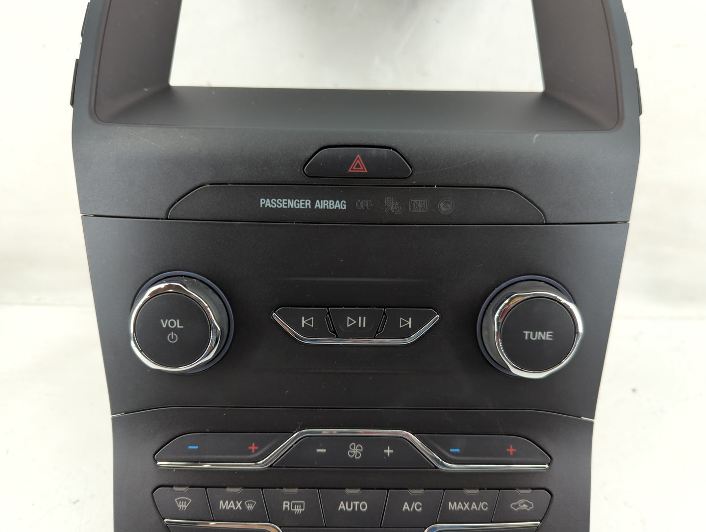 2019-2020 Ford Edge Radio AM FM Cd Player Receiver Replacement P/N:KT4T-18E245-BB Fits Fits 2019 2020 OEM Used Auto Parts - 