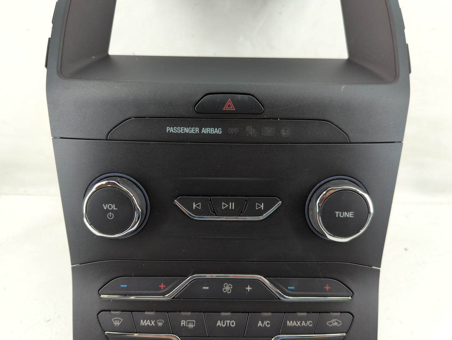 2019-2020 Ford Edge Radio AM FM Cd Player Receiver Replacement P/N:KT4T-18E245-BB Fits Fits 2019 2020 OEM Used Auto Parts - 