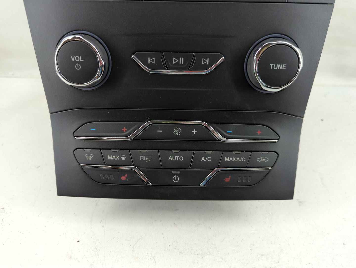 2019-2020 Ford Edge Radio AM FM Cd Player Receiver Replacement P/N:KT4T-18E245-BB Fits Fits 2019 2020 OEM Used Auto Parts - 