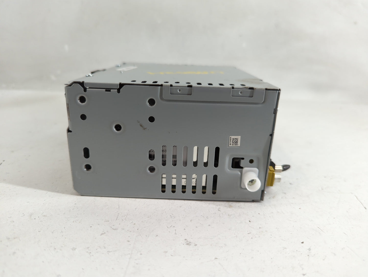 2019 Ford Edge Radio AM FM Cd Player Receiver Replacement Fits OEM Used Auto Parts - Oemusedautoparts1.com
