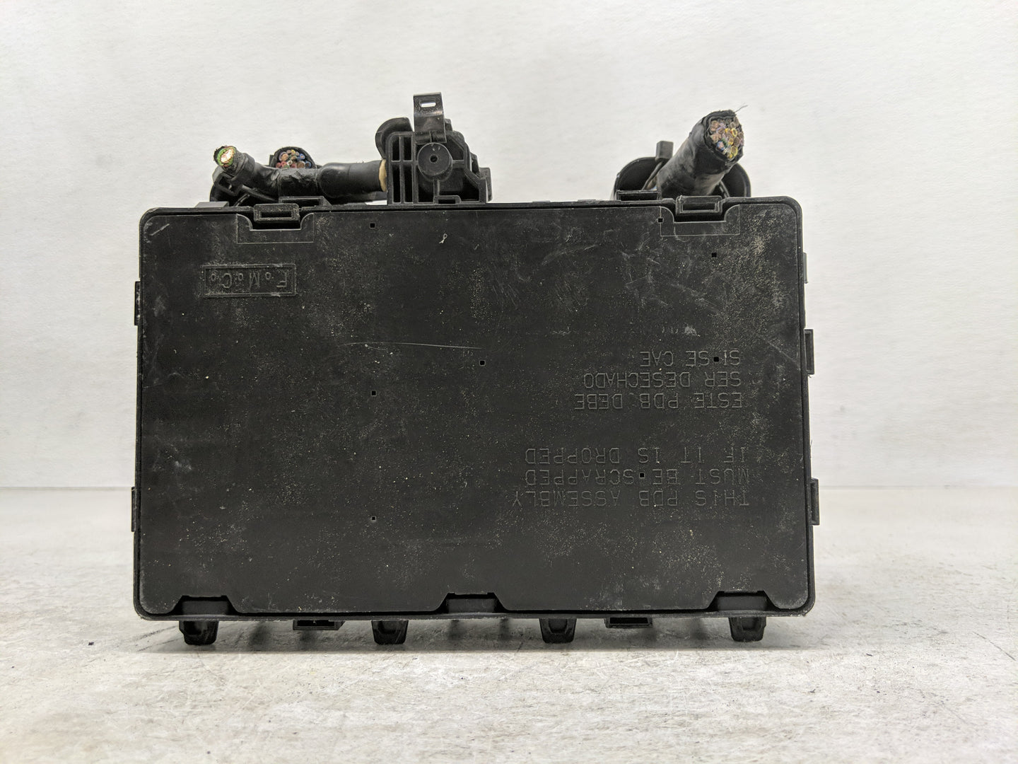 2019-2020 Ford Edge Fusebox Fuse Box Panel Relay Module P/N:K2GT14D068AA G2GT-14A075AA Fits Fits 2019 2020 OEM Used Auto Par